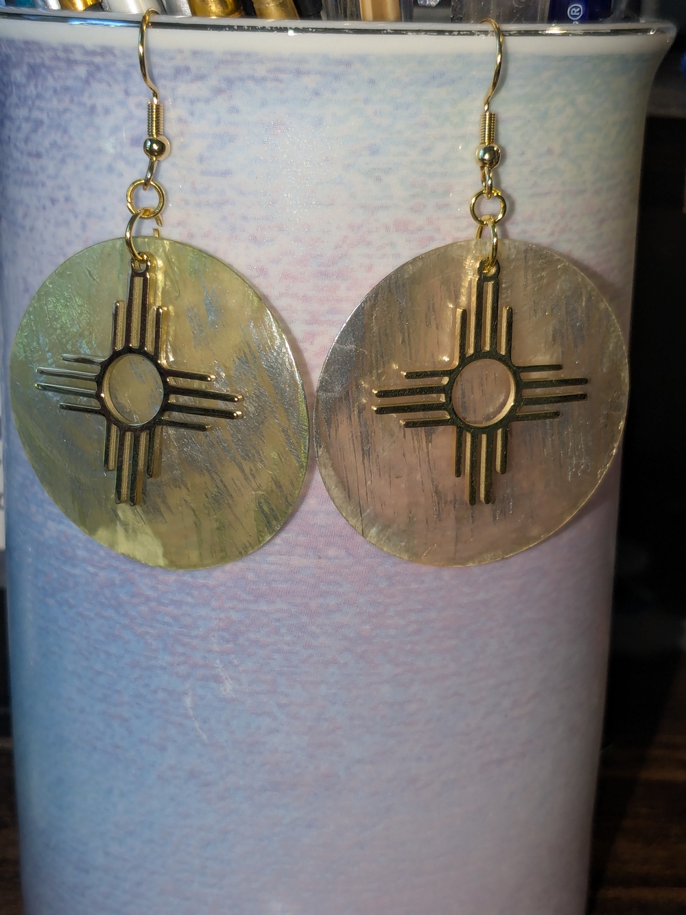 Native American Elegant Gold Zia Shell Disc Earrings - Picture 5 of 6